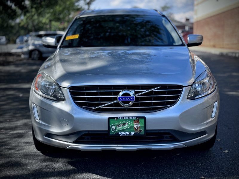 Used 2016 Volvo XC60 T6 w/ Protection Package AWD/4WD image 2