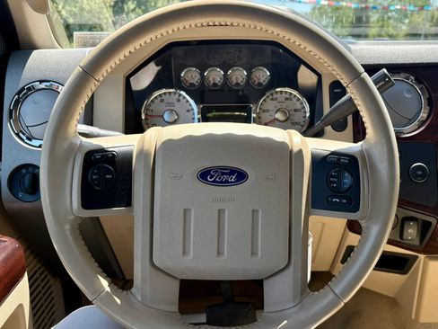 Used 2010 Ford F350 Lariat AWD/4WD image 29