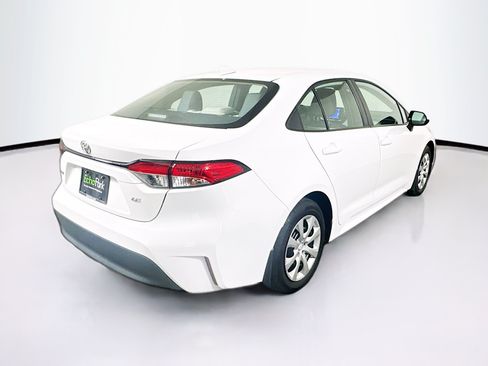 Used 2025 Toyota Corolla LE FWD image 9