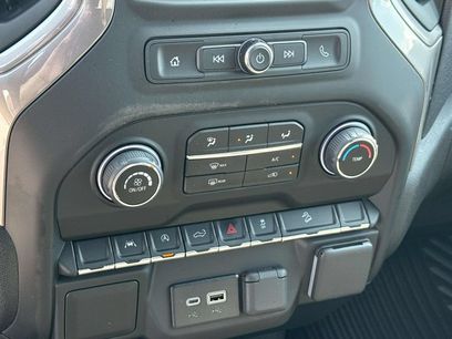 New 2026 Chevrolet Silverado 1500 Custom Trail Boss w/ Dark Appearance Package