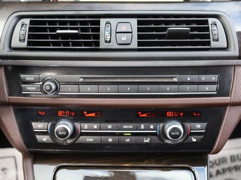 Used 2016 BMW 535i Sedan image 40