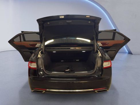 Used 2018 Lincoln Continental Black Label AWD/4WD image 13