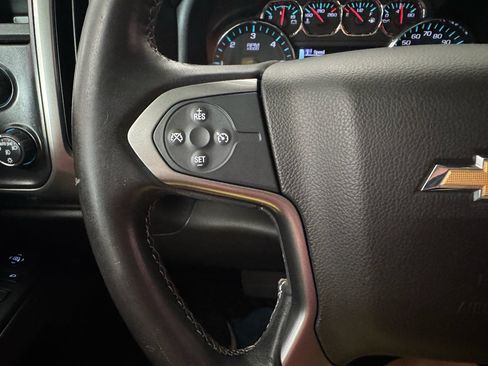 Used 2018 Chevrolet Silverado 1500 LT w/ LT Convenience Package AWD/4WD image 21