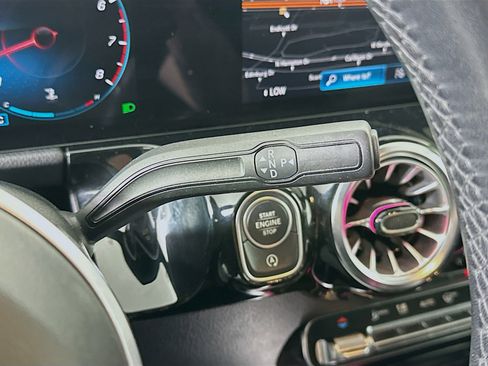 Used 2023 Mercedes-Benz GLA 250 4MATIC w/ Premium Package image 25