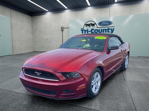 Used 2014 Ford Mustang V6 w/ Equipment Group 102A image 3