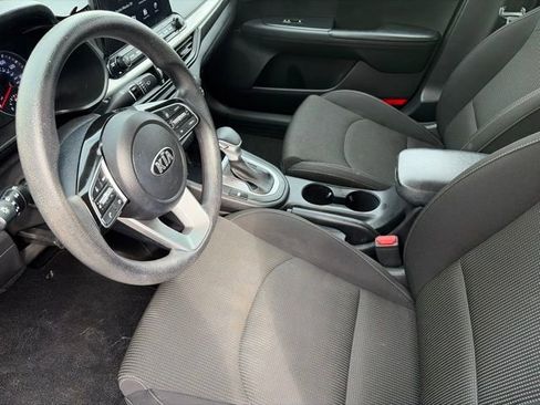 Used 2021 Kia Forte LXS FWD image 10
