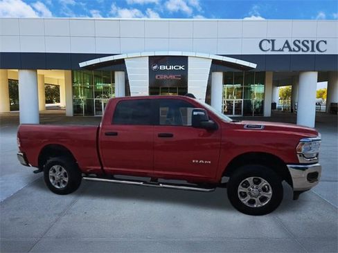 Used 2024 RAM 2500 Big Horn w/ Bed Utility Group image 9