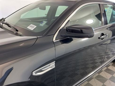 Used 2013 Ford Taurus SEL FWD image 7