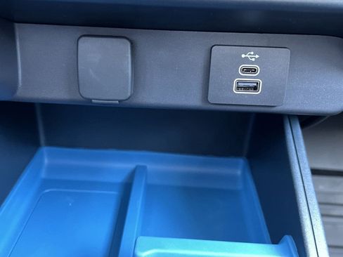 New 2025 Ford Maverick XLT w/ XLT Luxury Package image 7