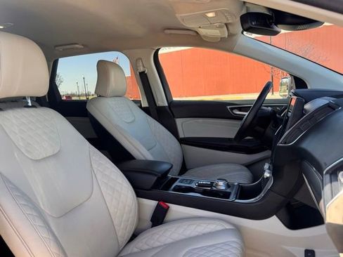 Used 2024 Ford Edge Titanium AWD/4WD image 25