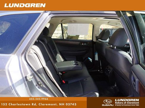 Used 2017 Subaru Outback 2.5i Limited image 30