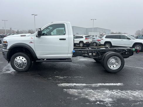 New 2026 RAM 5500 Tradesman w/ Chrome Appearance Group image 4