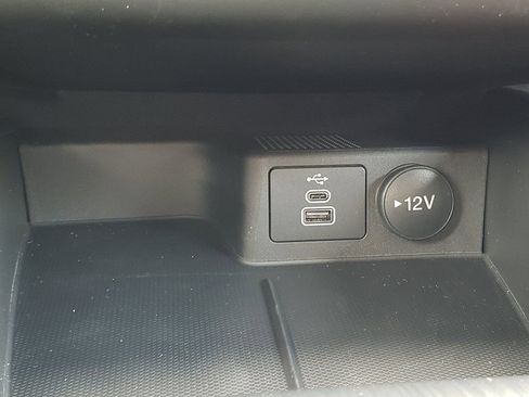 New 2026 Ford Escape ST-Line w/ Cold Weather Package AWD/4WD image 22