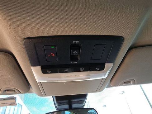 Used 2024 Nissan Altima 2.5 SR w/ SR Premium Package image 21