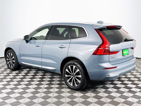 Used 2023 Volvo XC60 B5 Plus FWD image 6
