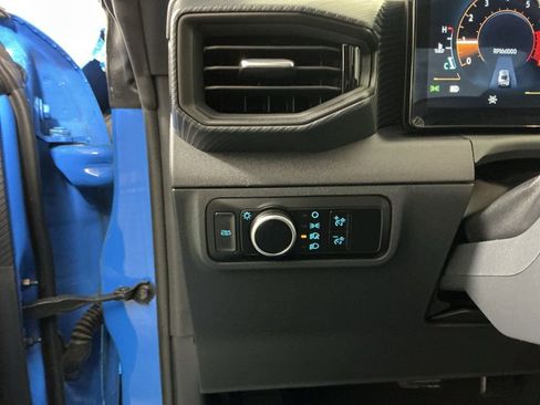 Used 2024 Ford Mustang Coupe RWD image 17