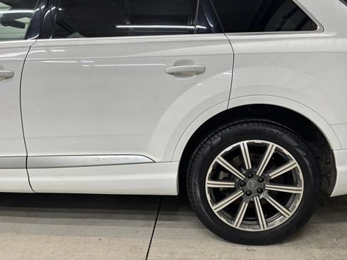 Used 2017 Audi Q7 3.0T Premium Plus AWD/4WD image 6