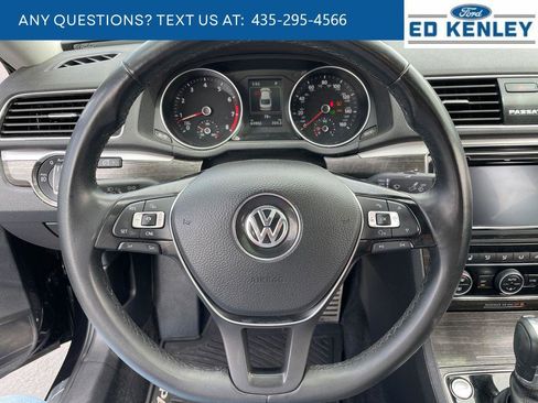 Used 2018 Volkswagen Passat 2.0T SEL Premium FWD image 14
