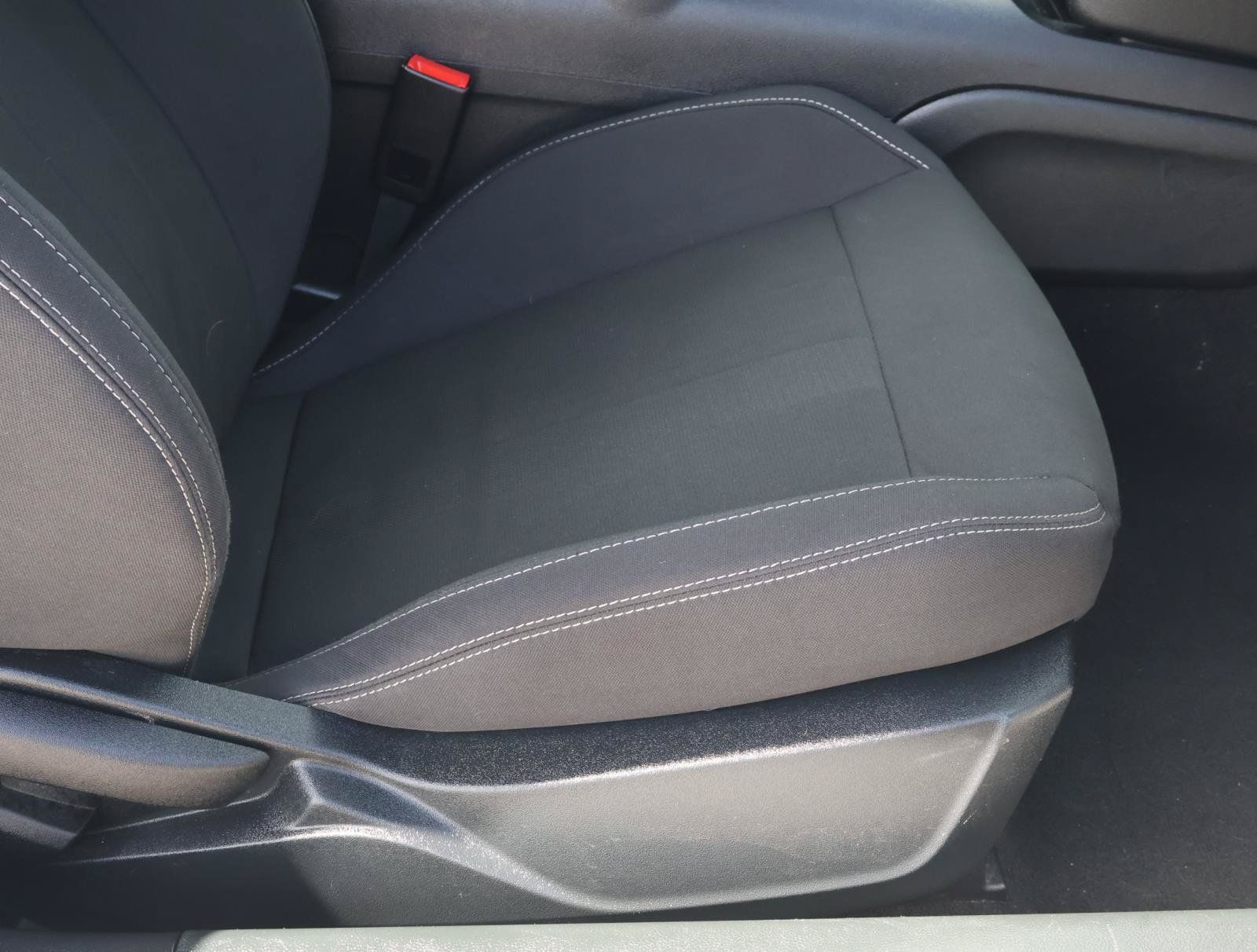 Used 2020 Ford Mustang Coupe RWD image 15