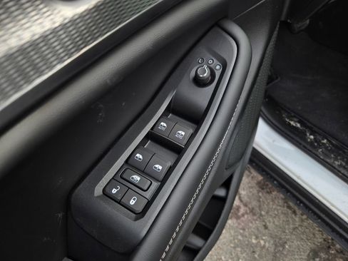 New 2026 Jeep Grand Cherokee Laredo X AWD/4WD image 10