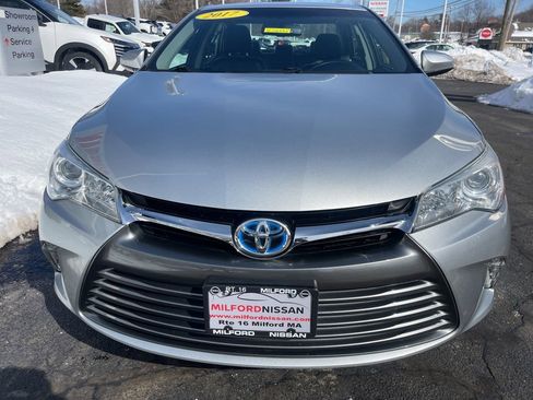 Used 2017 Toyota Camry XLE image 7