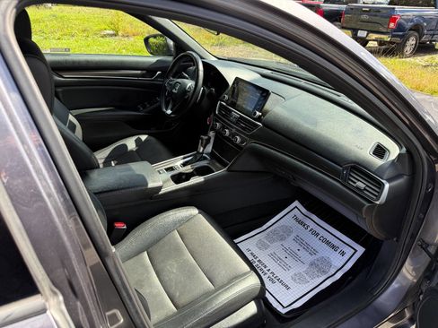 Used 2019 Honda Accord Sport image 15