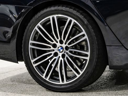 Used 2019 BMW 540i xDrive w/ M Sport Package image 58