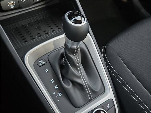 New 2026 Hyundai Venue SEL image 19