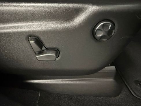 Used 2021 Dodge Durango R/T w/ Premium Interior Group image 33