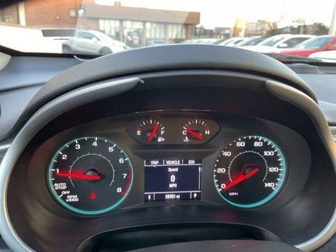 Used 2023 Chevrolet Malibu LT image 13