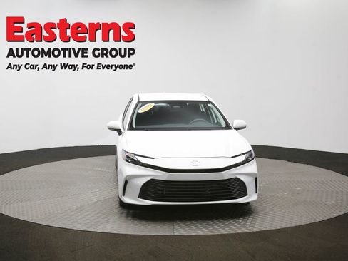 Used 2025 Toyota Camry LE image 50