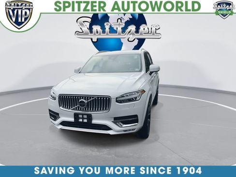 Used 2024 Volvo XC90 B5 Plus w/ Protection Package Premier AWD/4WD image 3