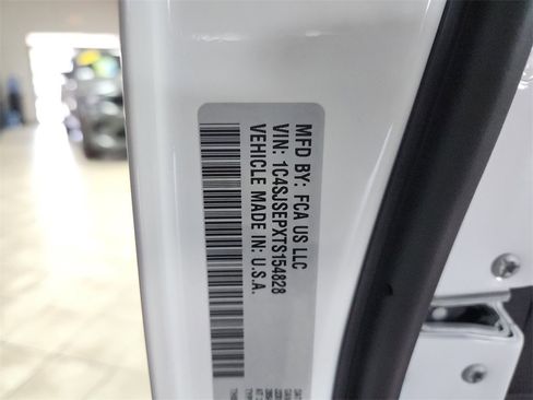 New 2026 Jeep Grand Wagoneer L Summit image 37