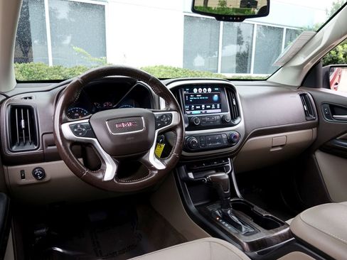 Used 2017 GMC Canyon SLE w/ SLE Convenience Package image 5