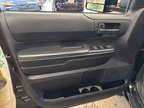 Used 2016 Toyota Tundra SR AWD/4WD image 24