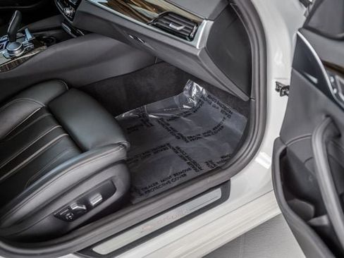 Used 2019 BMW 530i w/ Convenience Package RWD image 49