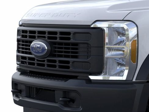 New 2025 Ford F450 XL image 17