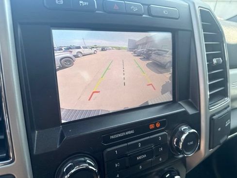 Used 2019 Ford F250 Lariat w/ Lariat Ultimate Package AWD/4WD image 18
