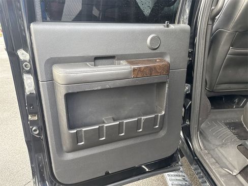 Used 2016 Ford F350 Platinum image 24