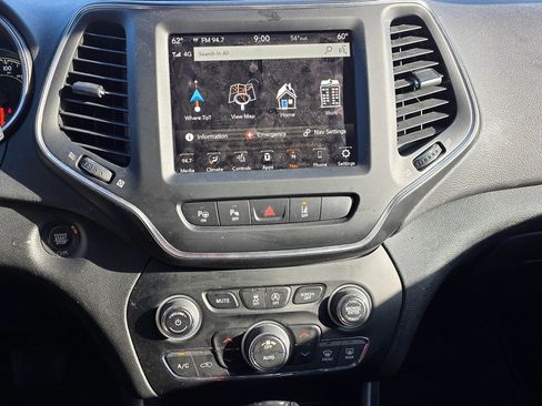 Used 2023 Jeep Cherokee Altitude Lux image 15