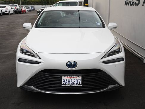 Used 2022 Toyota Mirai XLE image 2