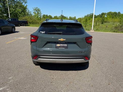 Used 2025 Chevrolet Trax LT w/ Driver Confidence Package FWD image 7