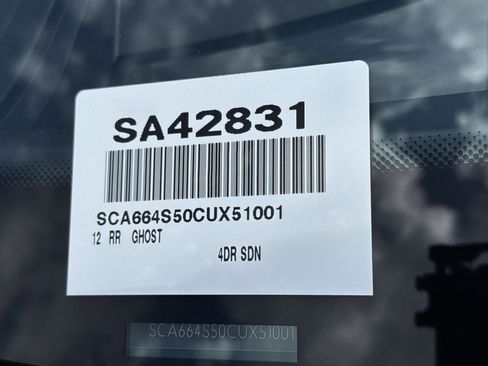 Used 2012 Rolls-Royce Ghost image 38