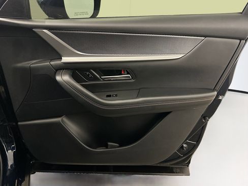 Used 2024 MAZDA CX-90 3.3 Turbo w/ Preferred Plus image 36