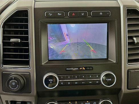 Used 2020 Ford Expedition XLT w/ Equipment Group 202A image 14