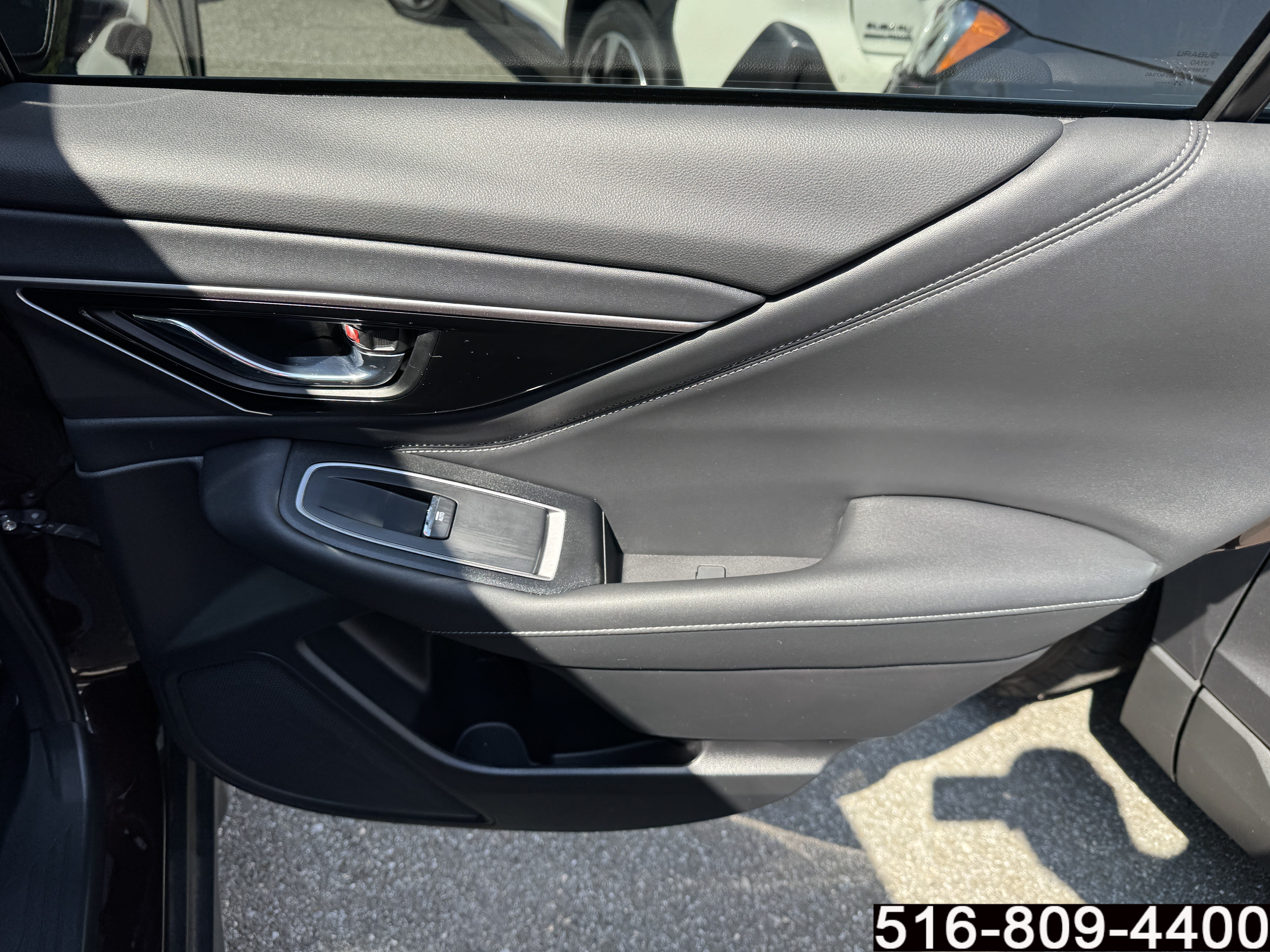 Used 2025 Subaru Outback Limited AWD/4WD image 33