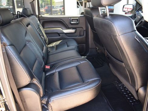 Used 2018 Chevrolet Silverado 1500 LT w/ All Star Edition image 14