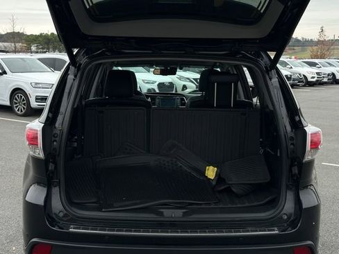 Used 2016 Toyota Highlander Limited Platinum image 37