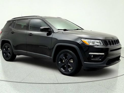 Used 2021 Jeep Compass Latitude AWD/4WD image 3