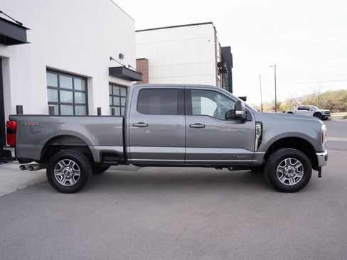 Used 2024 Ford F250 Lariat AWD/4WD image 6